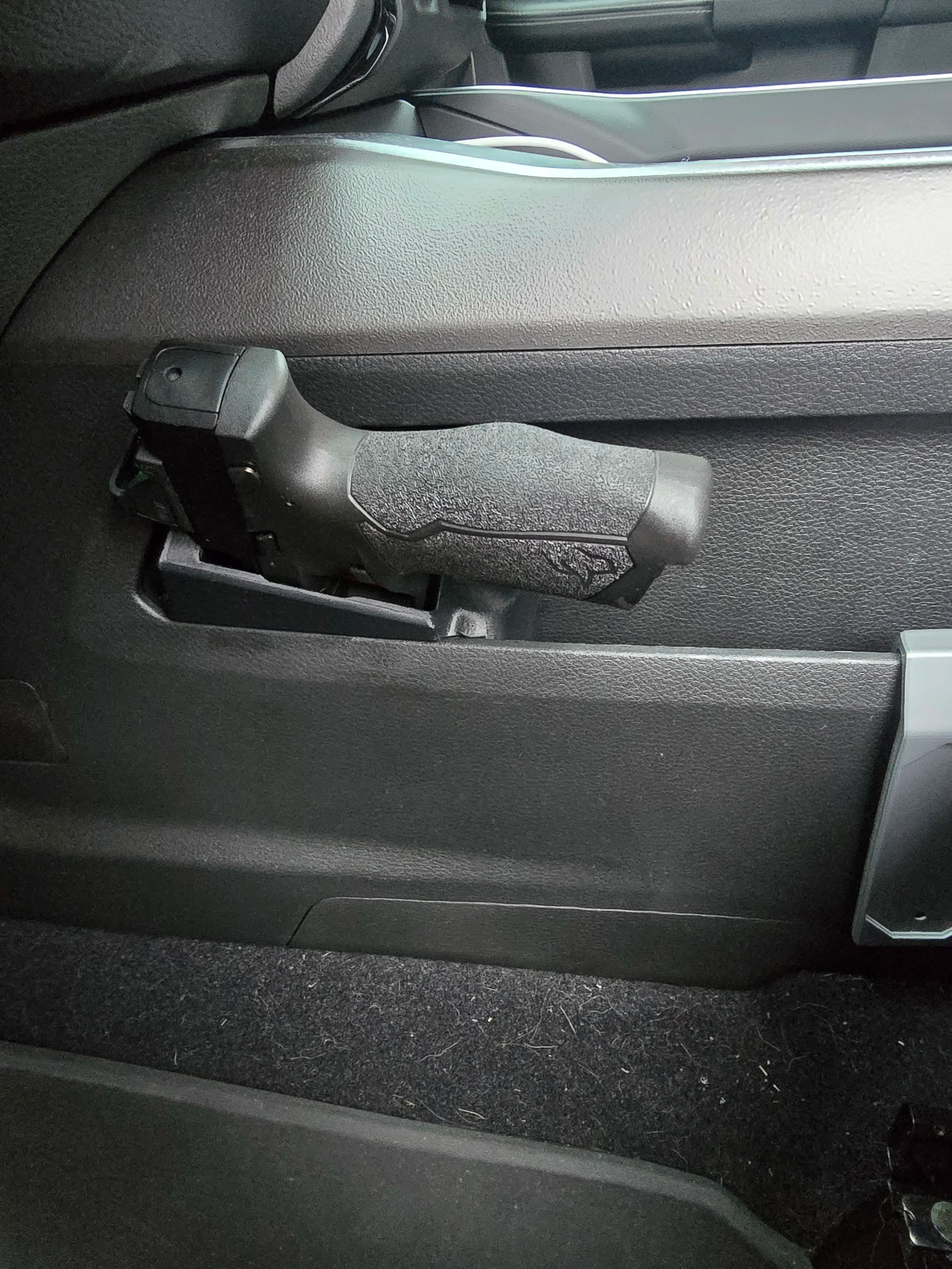 2019-26 RAM CONSOLE CONCEAL FIREARM HOLSTER