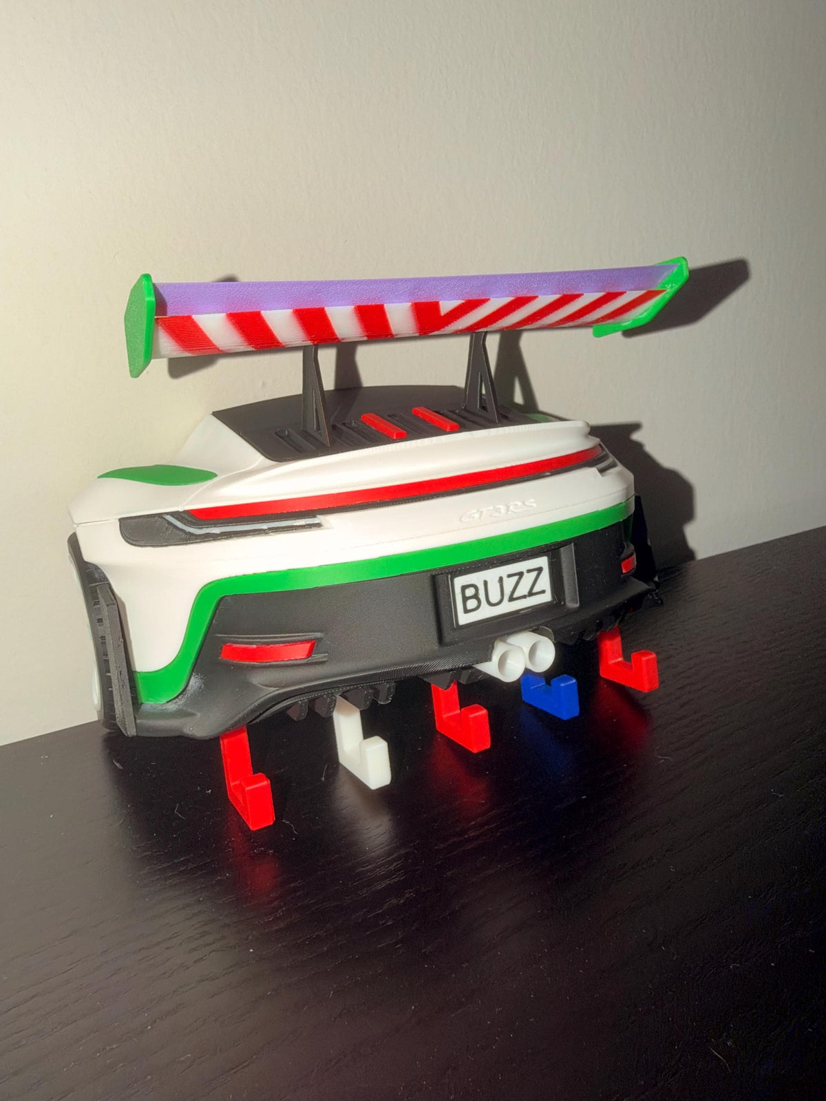 Toy Story GT3 RS Key Holder | 3D Printed Porsche Wall Hanger (Buzz Lightyear Colors) - product photo 2