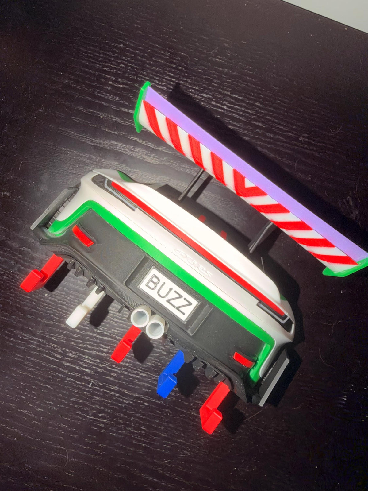 Toy Story GT3 RS Key Holder | 3D Printed Porsche Wall Hanger (Buzz Lightyear Colors) - product photo 3