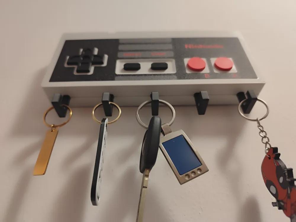 Retro NES Controller Key Holder | 3D Printed Gamer Wall Rack (5 Hooks) - product photo 7