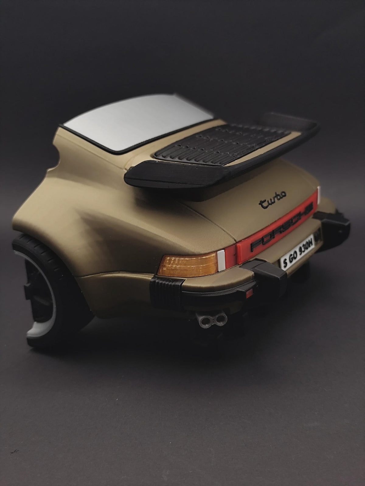 911 Turbo inspired 3D printed automotive wall key hanger, product image 2 of 10 by A&S Studio