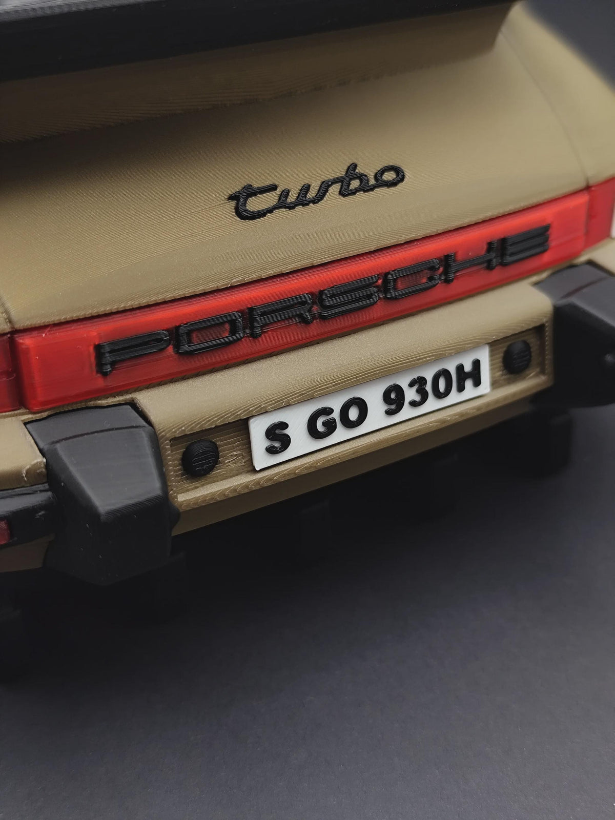 911 Turbo inspired 3D printed automotive wall key hanger, product image 3 of 10 by A&S Studio