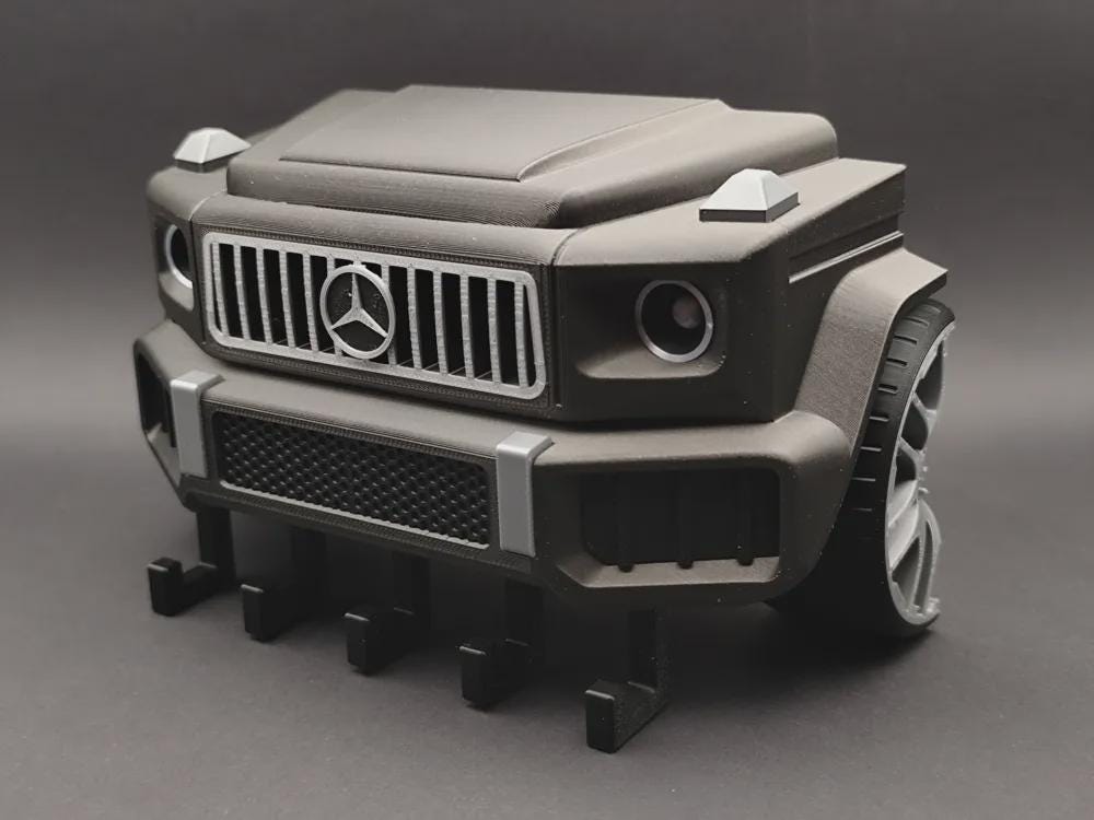 3D printed G Wagon inspired wall key holder with customizable car colors and hooks