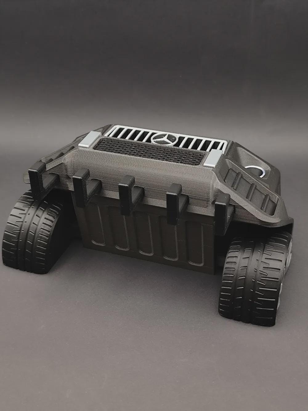 G Wagon inspired 3D printed wall key holder with customizable colors, product image 3 of 7 by A&S Studio
